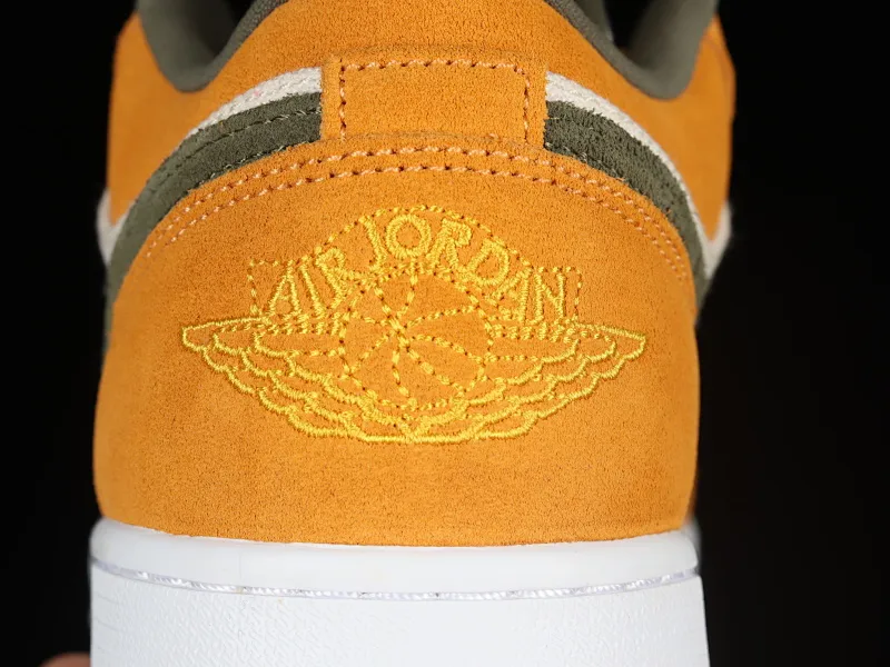 All categories Air Jordan Jordan series basketball shoes Air Jordan 1 Low G version pure original Air Jordan 1 Low "Light Curry" AJ1 Joe 1 Ugly Duckling low-top basketball shoes DH6931-102